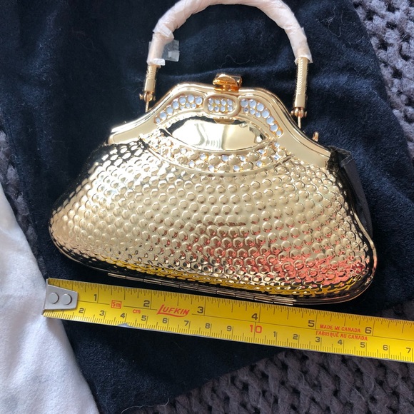 Vintage Gold Metal Clutch Purse - Picture 8 of 9